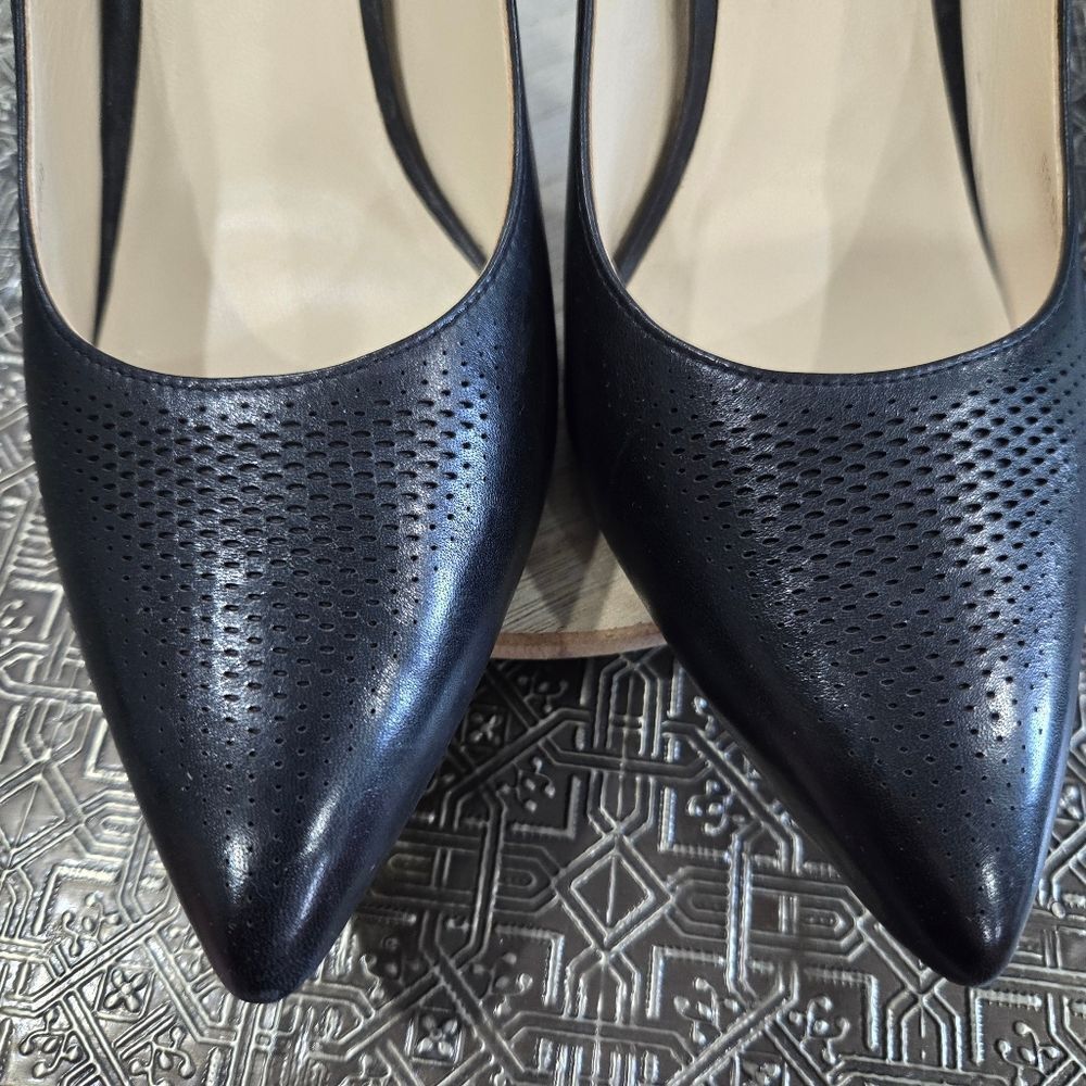 🐢 Cole Haan Antoinette Grand Pump 4" heel size 10.5 Exceptional condtion. - Picture 12 of 17